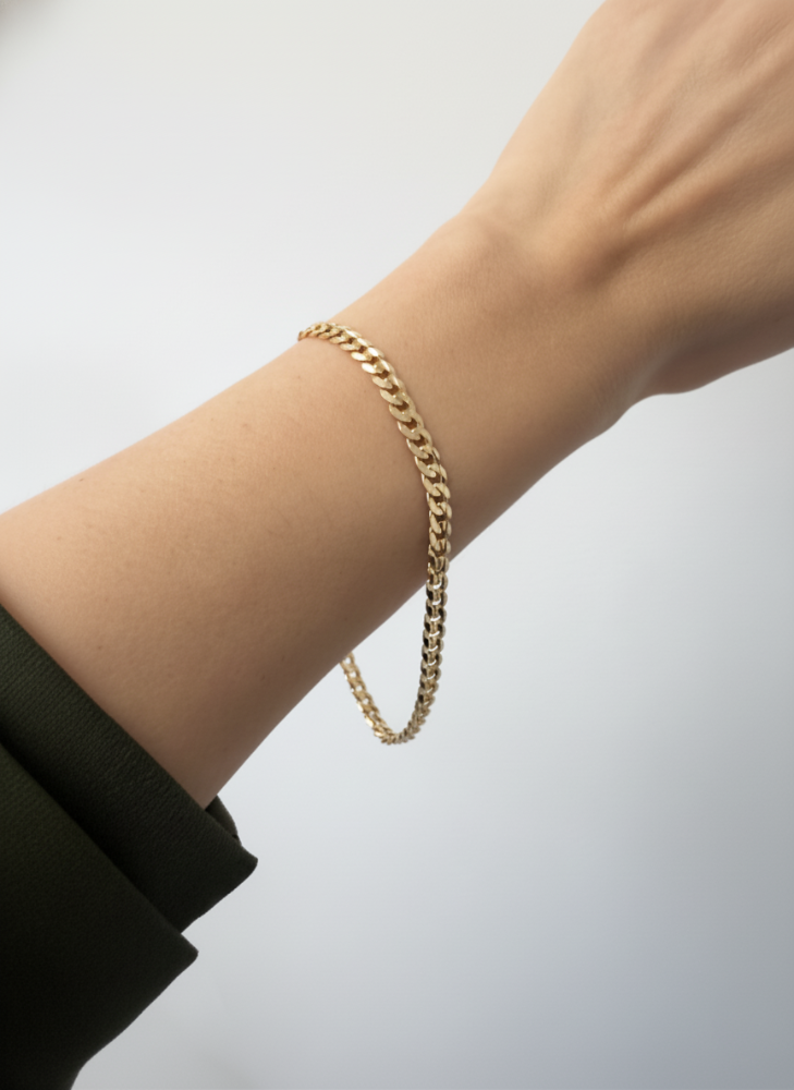 10k yellow gold 4.6mm concave