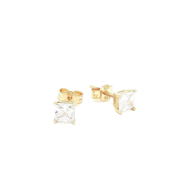 10K 4MM Cubic Zircona Studs