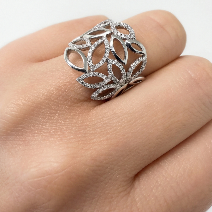 14K Floral Wide Band 0.46TDW