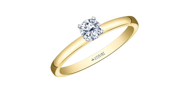 18 Karat Solitaire Engagement Ring, 0.3 CT Center