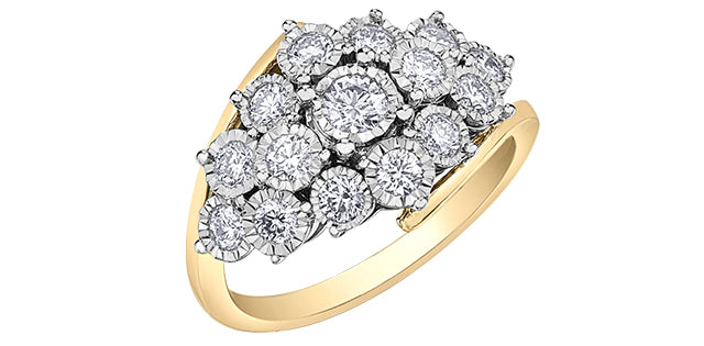 10 Karat Diamond Cluster Ring, 0.15 TDW