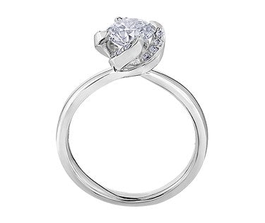 18 Karat Halo Engagement Ring, 0.31 CT Center